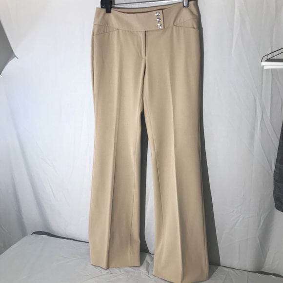 WH | BM Legacy Modern Boot — Triple Button, Sz 4R - Picture 1 of 16